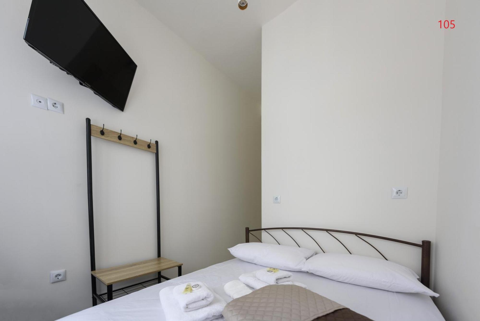 Athens Commercial Екстер'єр фото