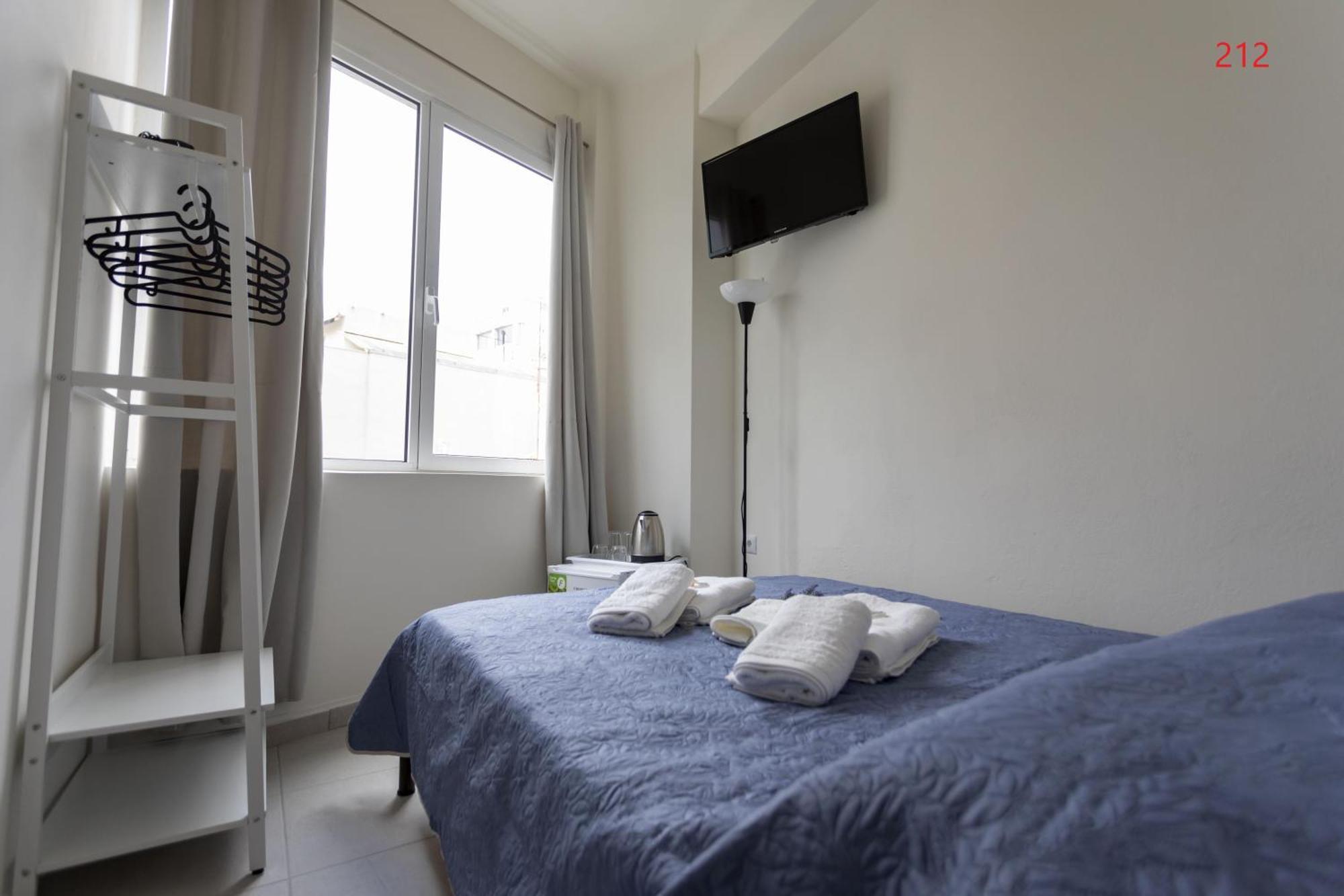 Athens Commercial Екстер'єр фото