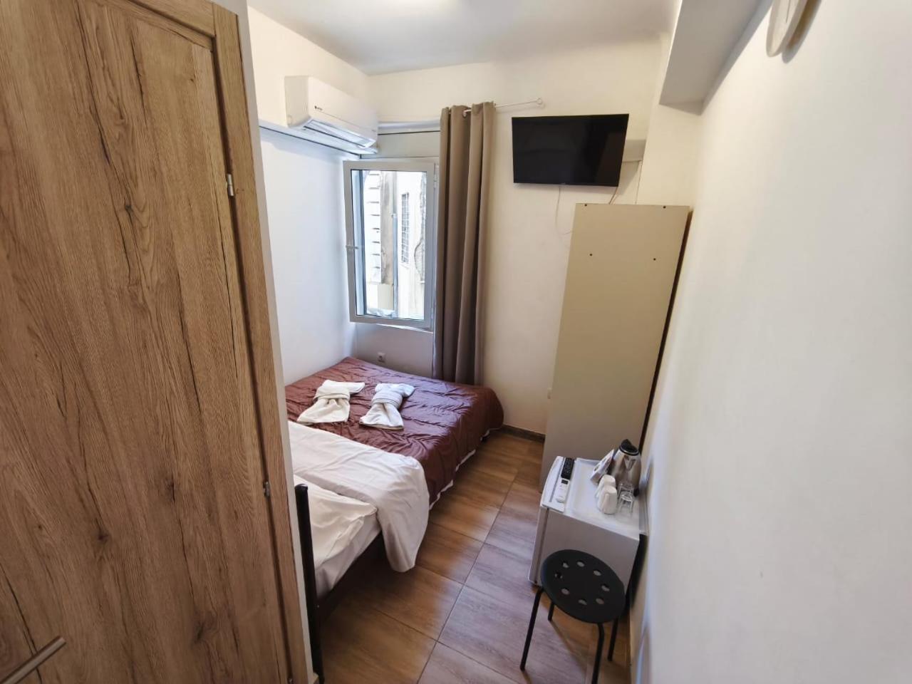 Athens Commercial Екстер'єр фото